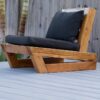 Muebles de Exterior - Sillón de terraza construido en madera nativa con cojines impermeables / UV