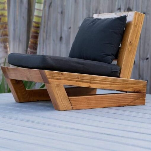 Muebles de Exterior - Sillón de terraza construido en madera nativa con cojines impermeables / UV